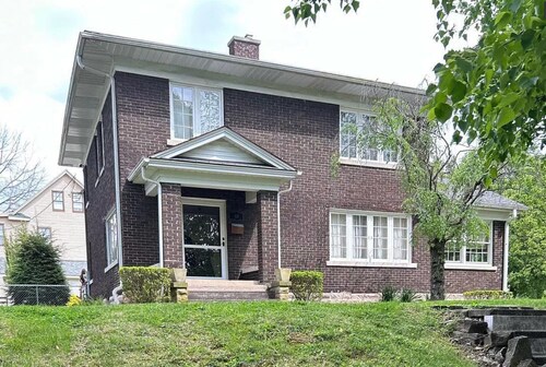 Foto principal - 721 S Fess Ave