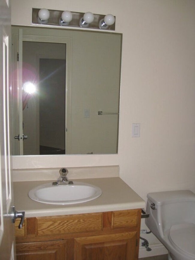 Building Photo - Beautiful home in Wintercrest!!