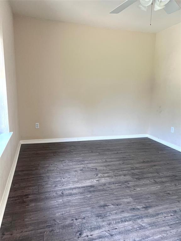Foto del edificio - 370 Livingstone Ln
