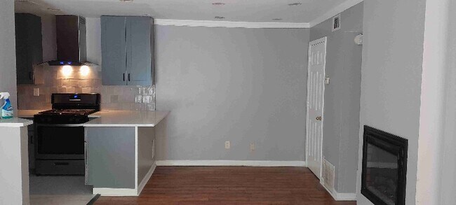 Building Photo - 1212 Utoy Springs Rd SW