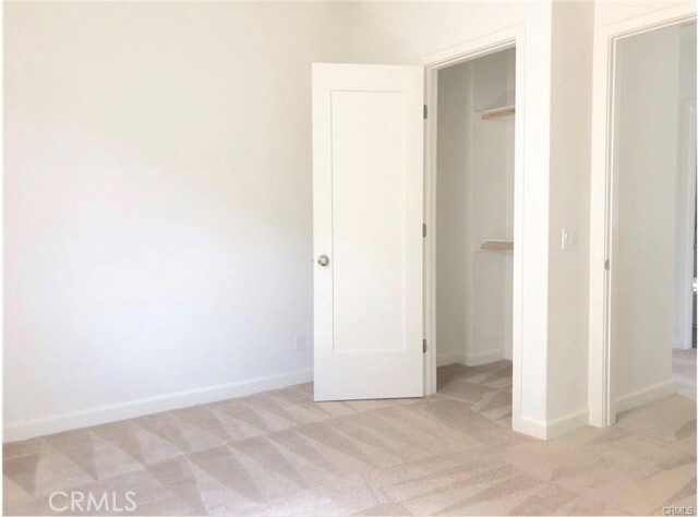 Building Photo - 110 Holly Springs