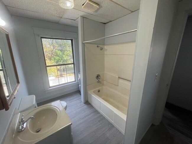 Foto del edificio - 425-3D Vermilion-N