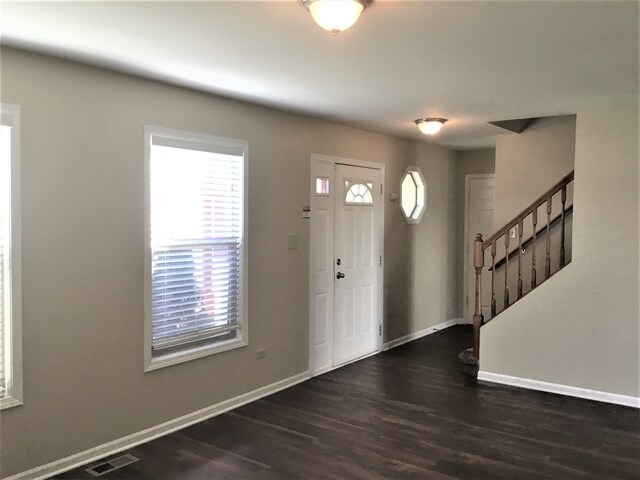 Building Photo - 1403 Cumberland Drive