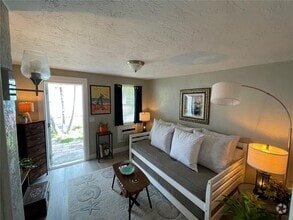 Building Photo - 7209 Boca Ciega Dr