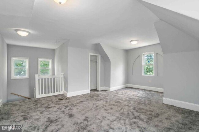 Foto del edificio - 5 br, 2.5 bath House - 3611 Windsor Mill Rd