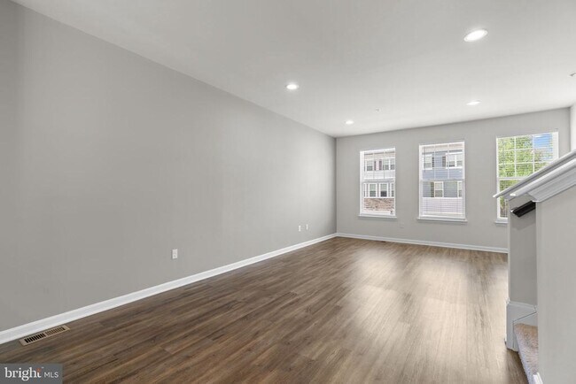 Foto del edificio - 7980 Patterson Wy