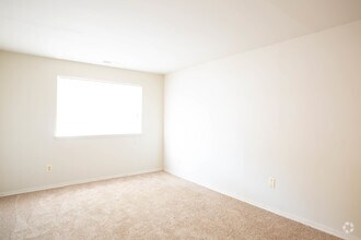 2BR, 2BA - 1100 SF - St. Charles at Olde Court Apartments