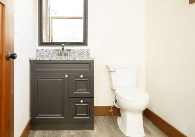 Foto del edificio - 505 3rd Ave NE