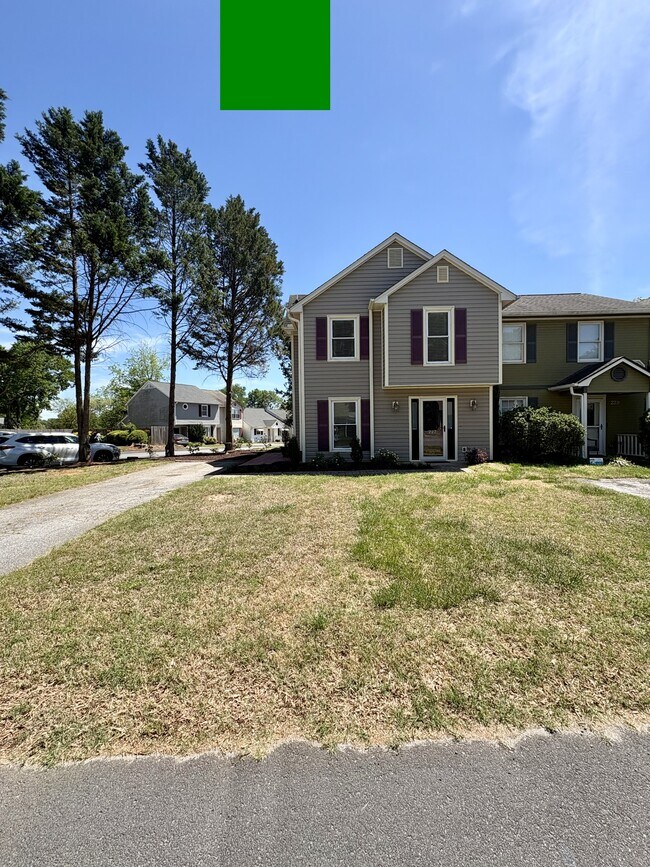 Foto del edificio - 227 Old Towne Rd