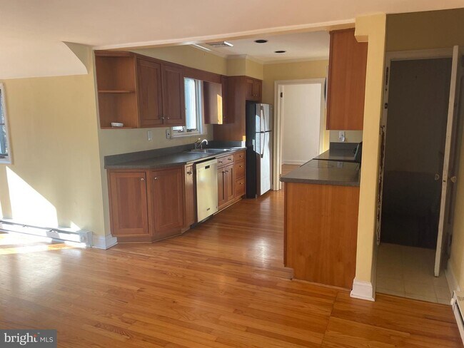 Foto del edificio - 218 Beatty Rd