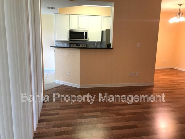 Building Photo - 2525 San Tecla St