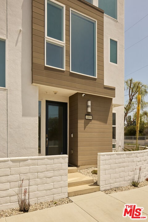 Building Photo - 6899 Pollard St