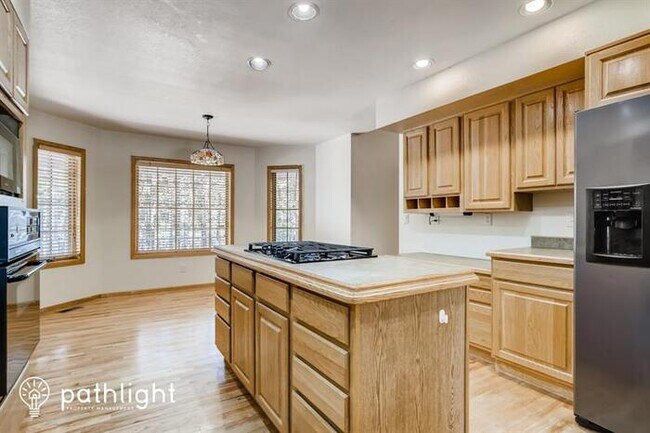 Building Photo - 210 Jack Boot Way, Monument, CO, 80132
