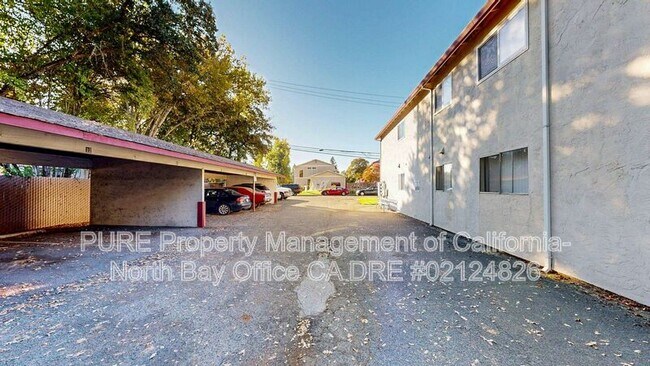 Foto del edificio - 308 Cooper Ln