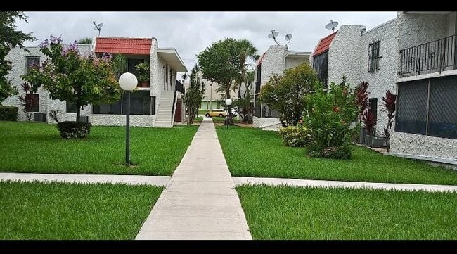 Photo - 8701 SW 141st St Apartment