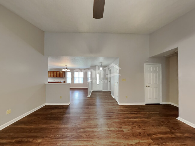 Building Photo - 5528 Crown Woods Circle