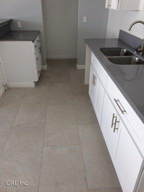 Foto del edificio - 4565 W 159th St