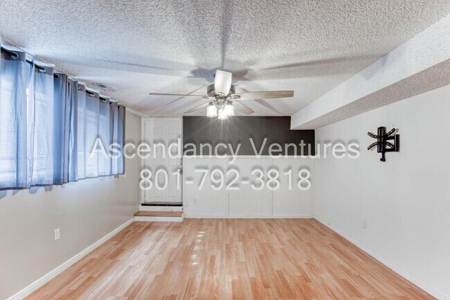 Foto del edificio - 1138 Vitt Dr