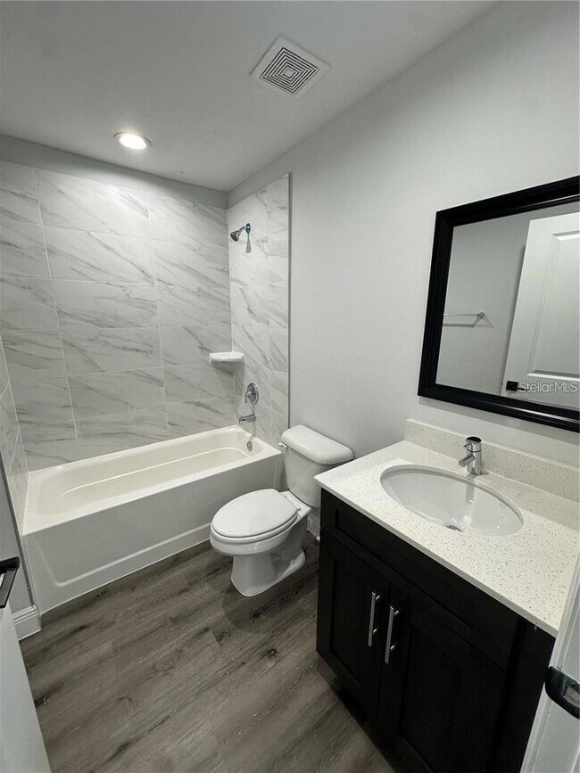 Foto del edificio - 1030 NW 57th Ct