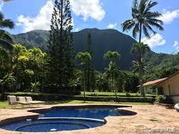 Foto del edificio - 46-464-464 Holonui Pl