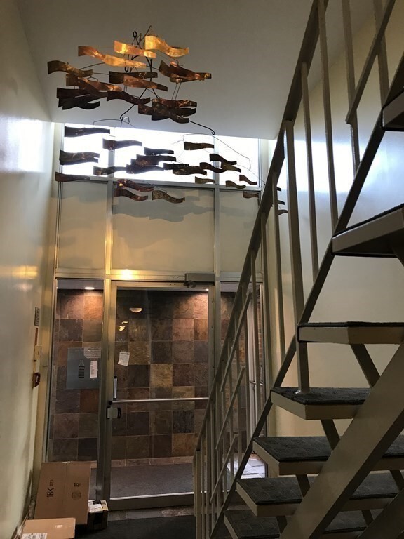 Building Photo - 329 Harvard St