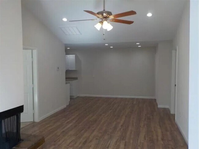 Foto del edificio - 7152 Fair Oaks Ave