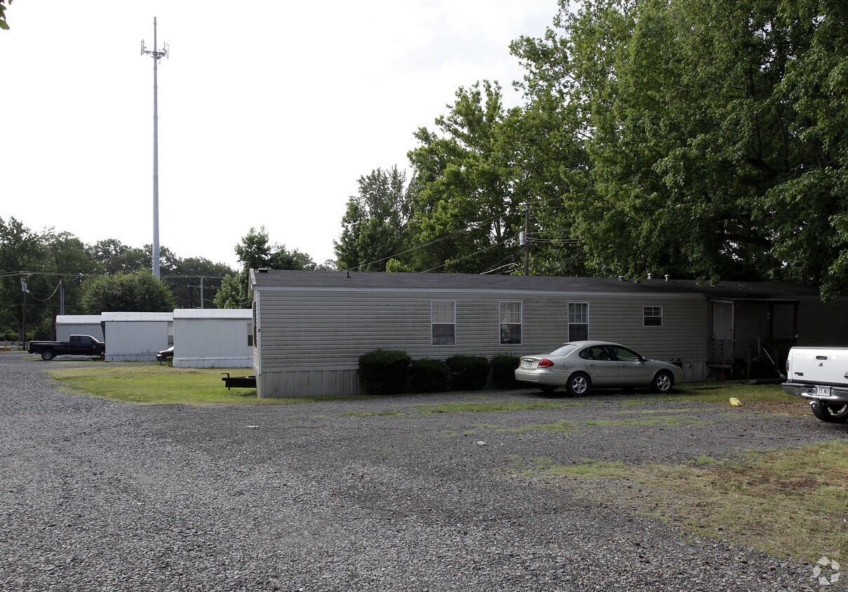 Primary Photo - 617 S 2nd St