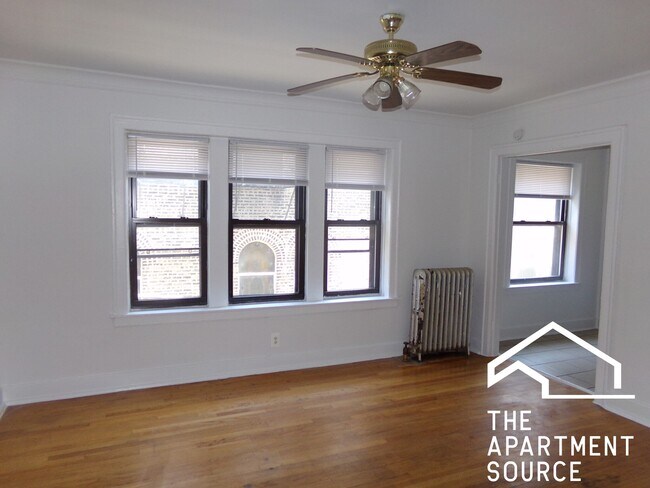 Building Photo - 1619 W Morse Ave