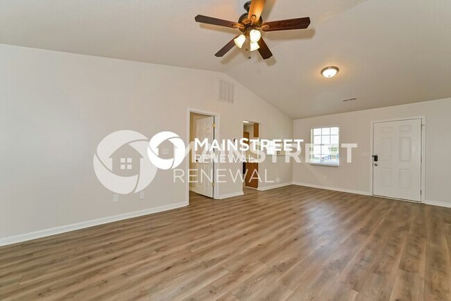 Foto del edificio - 4 Bedroom Pet-Friendly Home in POWELL, TN with Main Street Renewal