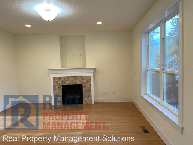 Building Photo - 4 br, 2.5 bath House - 4230 SE 90th Ave