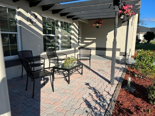Building Photo - 2510 Conifer Ct