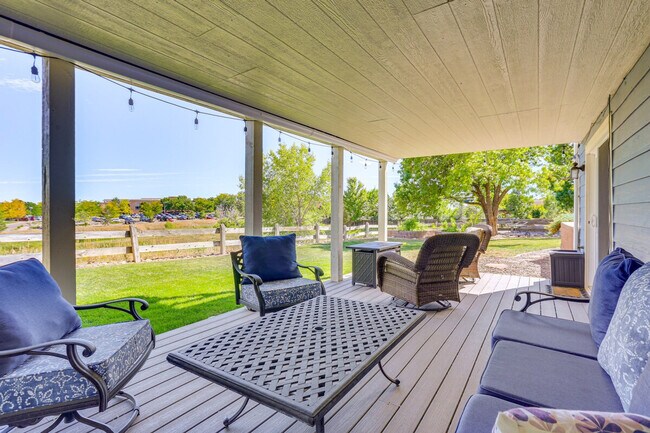 Foto del edificio - 9492 Sand Hill Pl