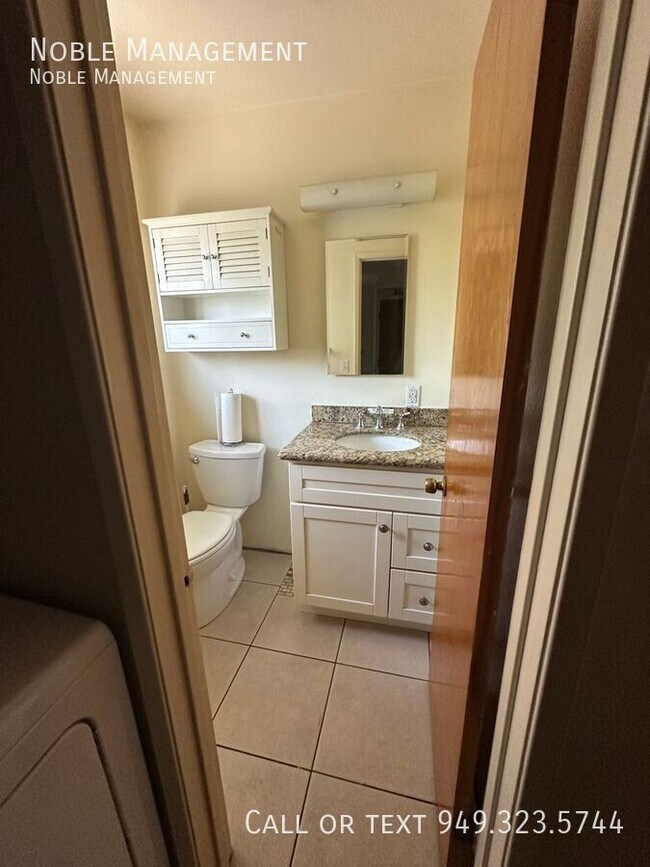 Foto del edificio - 3310 E Maple Ave