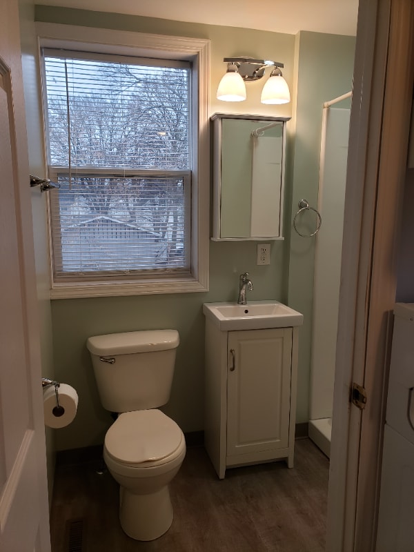 Building Photo - 122 N 3rd Ave