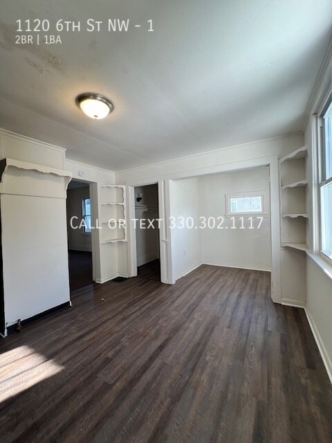 Foto del edificio - Spacious 2 bedroom first level apartment -...