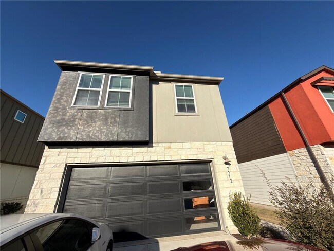 Foto del edificio - 7312 Acela Trl