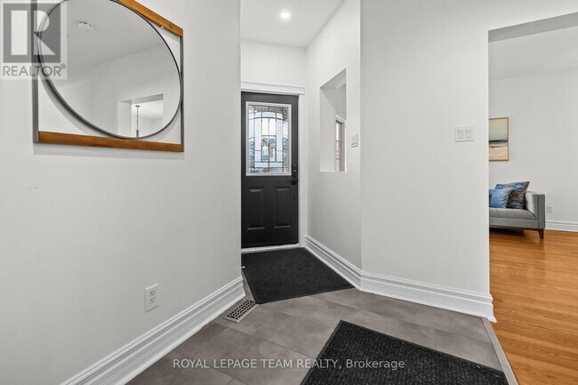 Building Photo - 30 New Deighton Cres