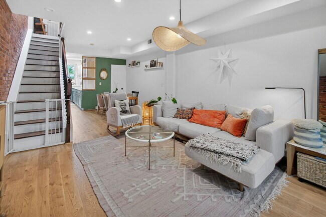 Foto del edificio - Classic DC charm and Modern Upgrades!