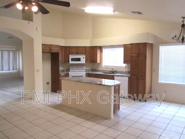Foto del edificio - 6702 N 89th Ave