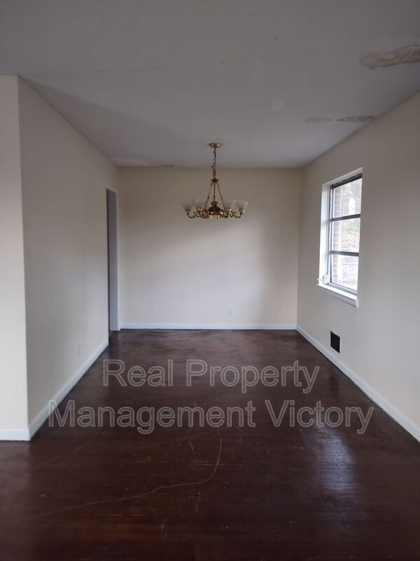 Building Photo - 856 Brad Drive