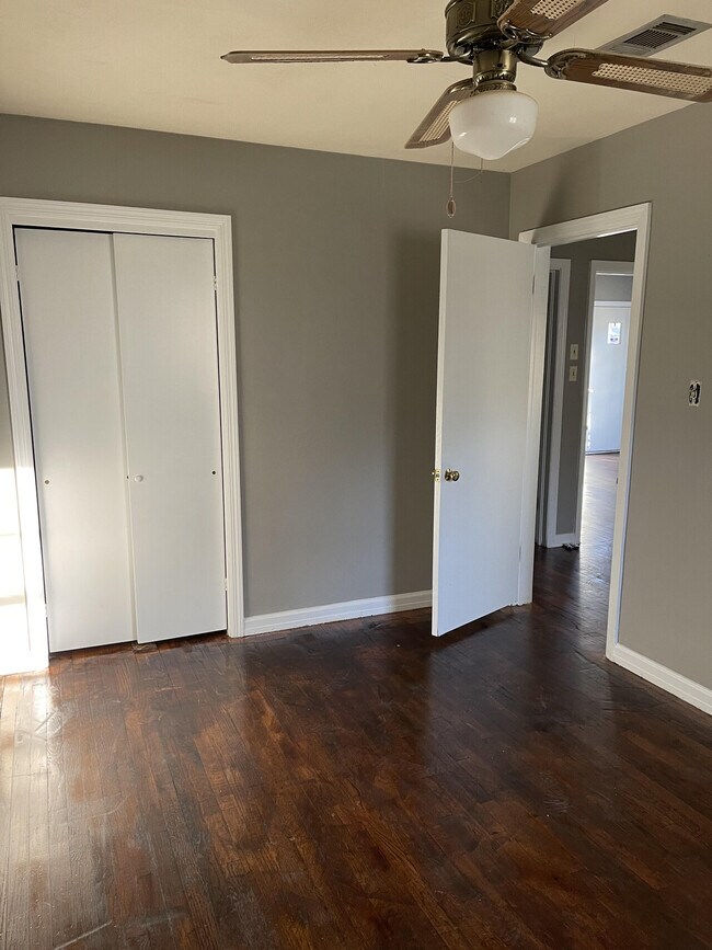 406 Myrtlewood Ave, Chickasaw, AL 36611 House Rental in Chickasaw, AL