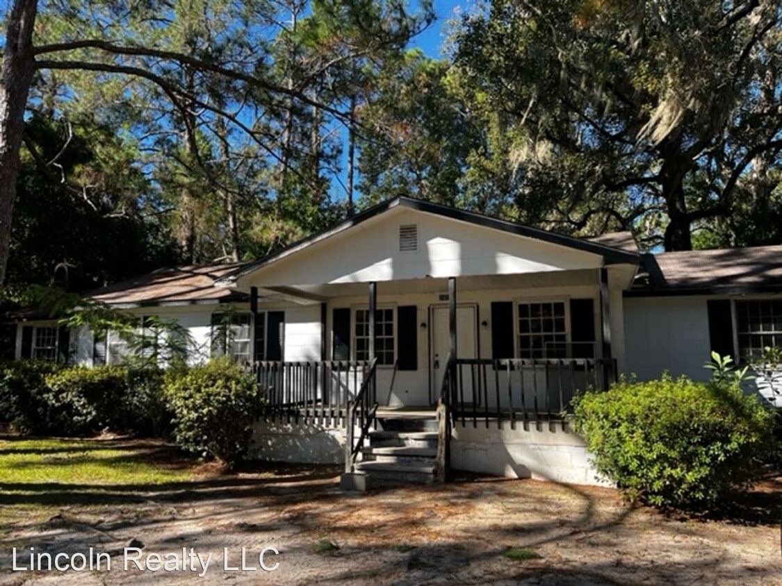 3 br, 2 bath House 2428 Knox Drive* House Rental in Valdosta, GA