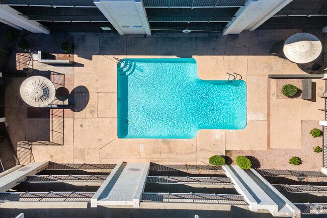 Pool - The Residences at Camelback West