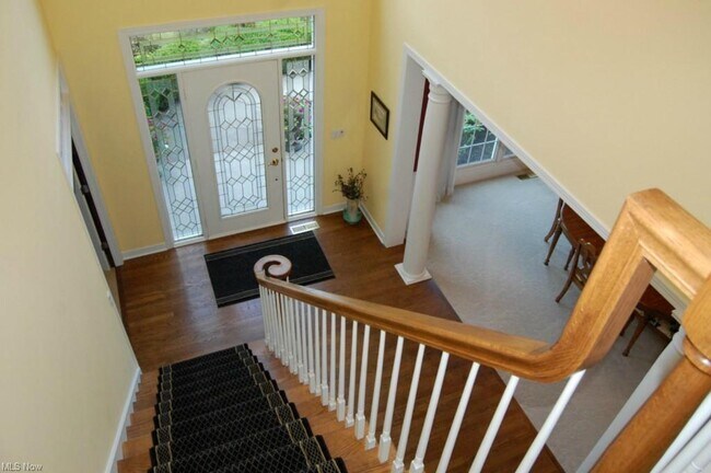 Building Photo - 1756 Forest Oaks Dr