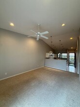 Building Photo - 75-346-346 Hualalai Rd
