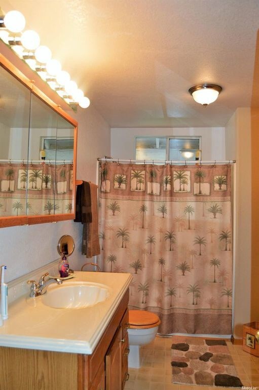 Foto del edificio - 5786 Garden Valley Rd