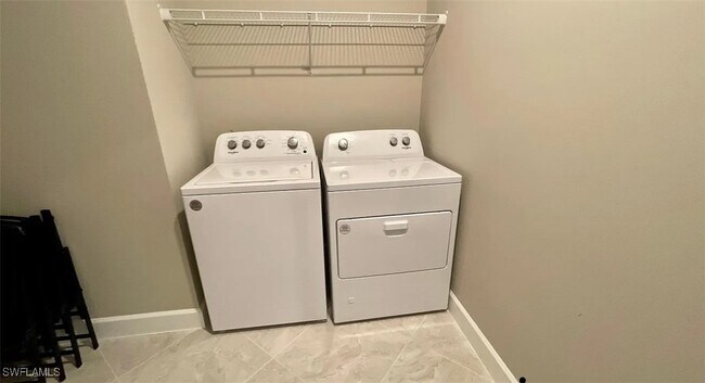 Foto del edificio - 19649 Aqua View Ln