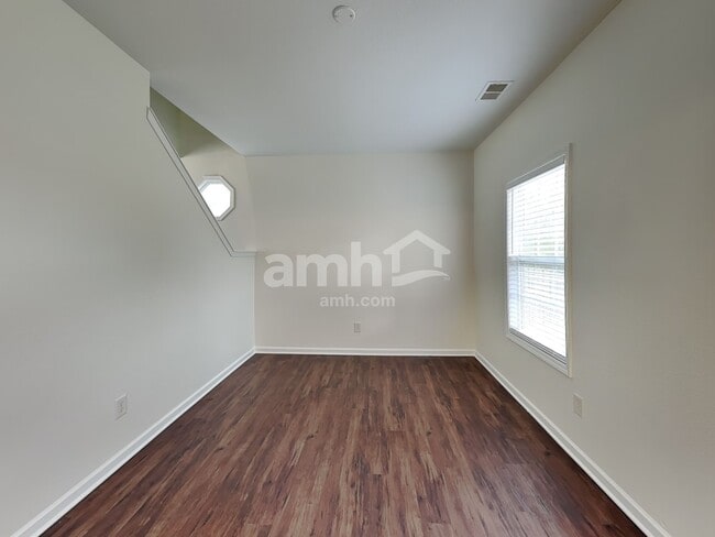 Building Photo - 12923 Walking Stick Dr