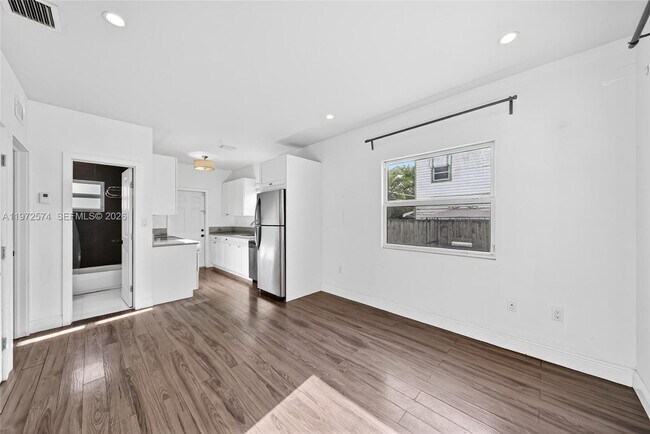 Foto del edificio - 1460 NW 2nd St