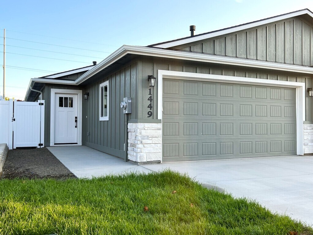 Foto principal - 1449 W Lark Ct